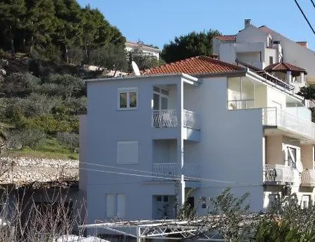 In With Air Conditioning, Wi-fi, Washing Machine Apartman *