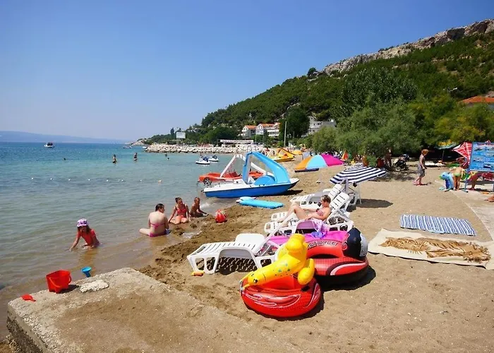 In With Air Conditioning, Wi-fi, Washing Machine Appartement Duće